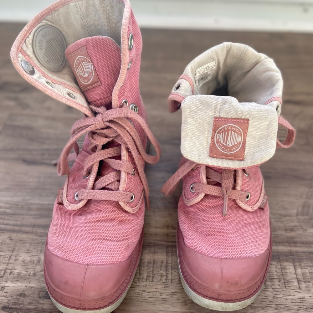 Women’s Rose Palladium Shoes
